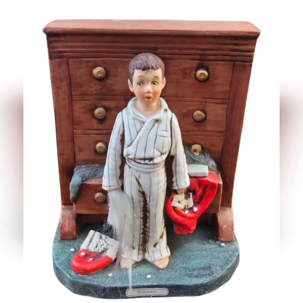 Vintage Norman Rockwell”Discovery”Figurine1975 Dave GrossmanSaturdayEveningPost